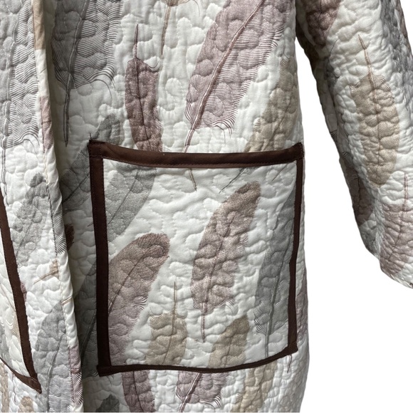 Classic, quilted full length coat / duster - Picture 2 of 8